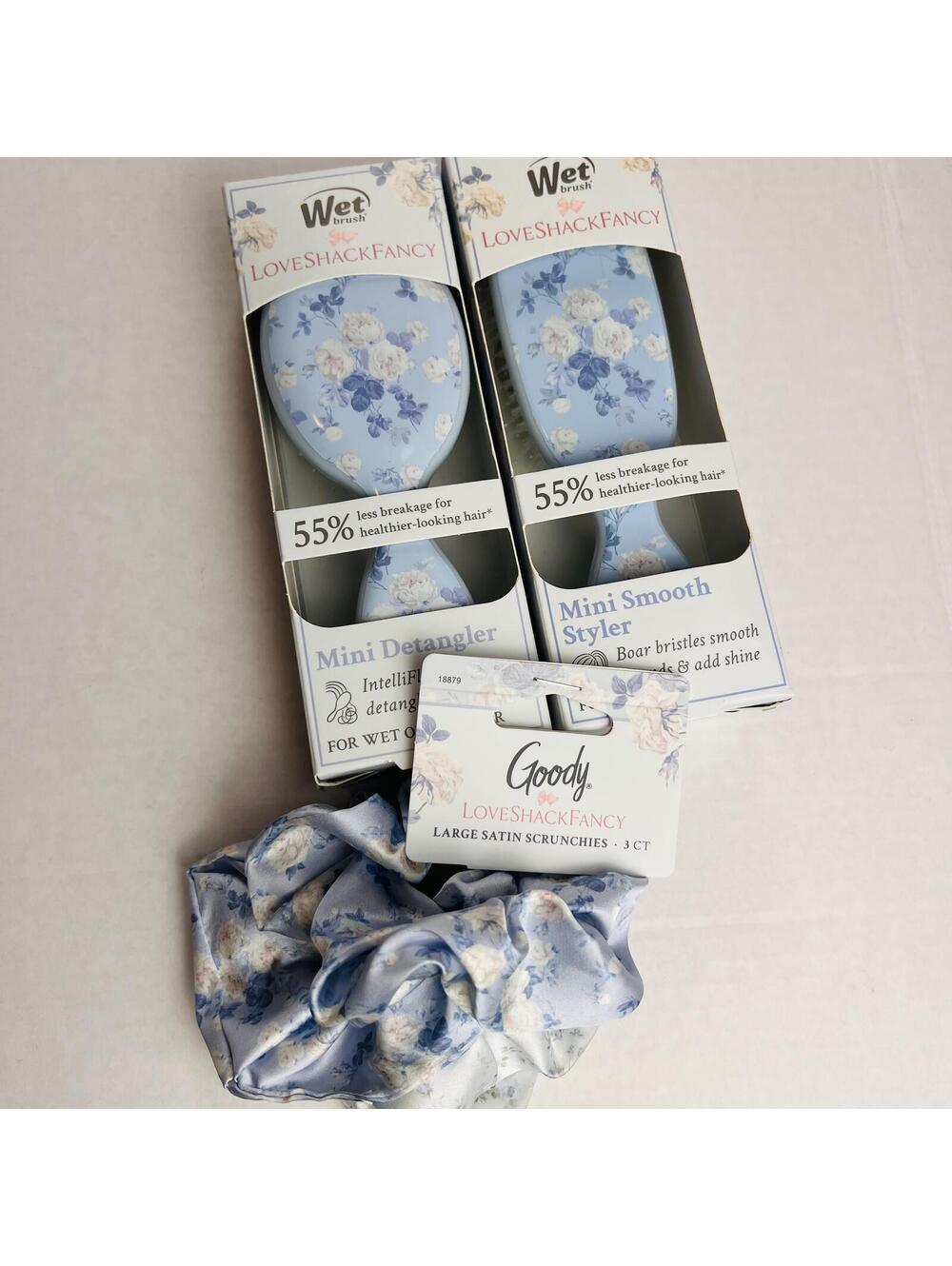 Goody/Wet BrushxLoveShackFancy Everblooming Rosettes Blue Bundle 1 Hair Brushes